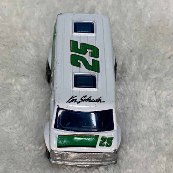 Matchbox NASCAR Chevy Van Ken Schrader #25 - Picture 5 of 8